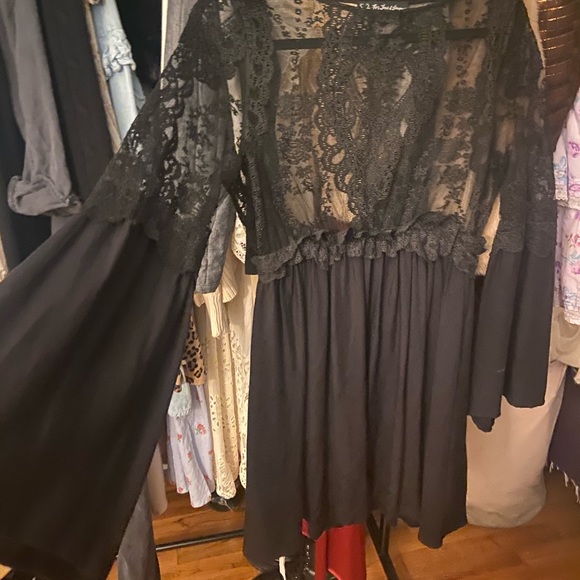 For Love And Lemons Dresses & Skirts - For Love & Lemons black lace dress medium
